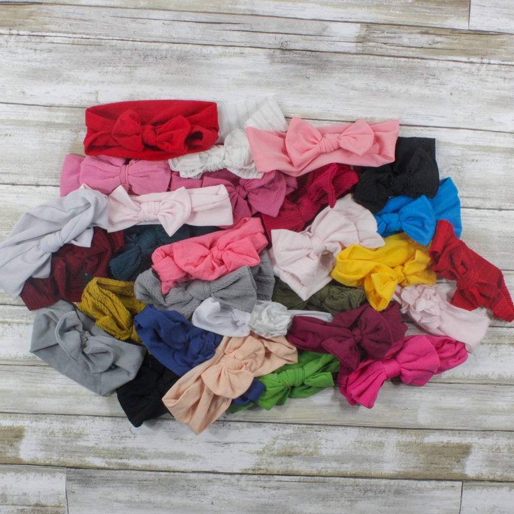 Assorted Nylon Bows, 28 Pieces